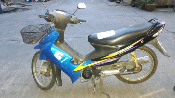 ขาย Suzuki Smash 110 สตาร์ทเท้า สภาพเดิมๆ เครื่องดี เล่มพร้อมโอน