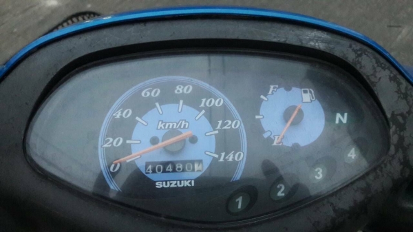 ขาย Suzuki Smash 110 สตาร์ทเท้า สภาพเดิมๆ เครื่องดี เล่มพร้อมโอน