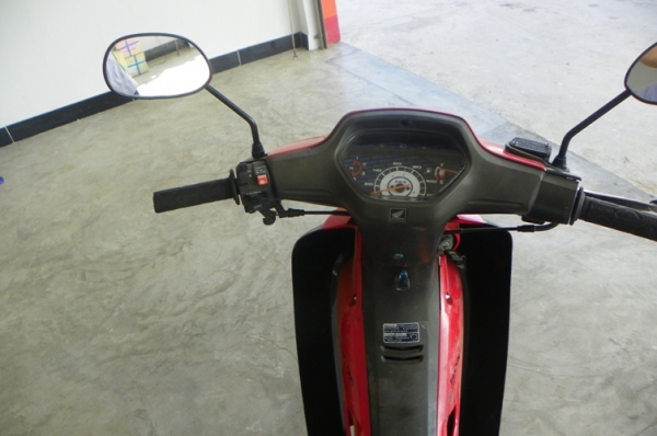 ขาย เวฟ 100    3800