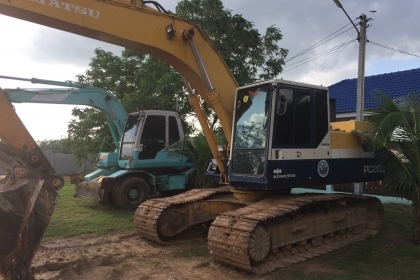 KOMATSU PC200-5 ซีเรียล65000คอนโทรนยาว เก่านอก เอกสารอินวอยซ์