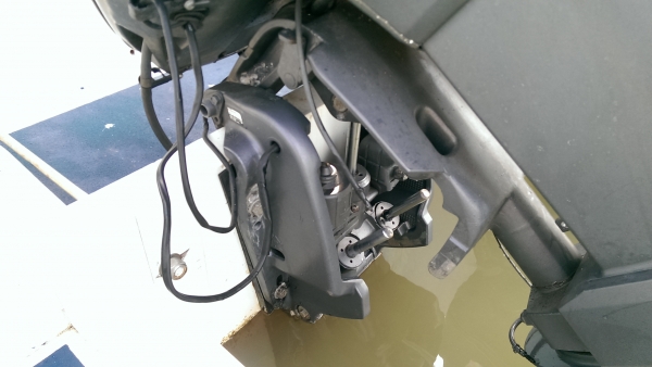 เรือสปีด2เครื่อง *200แรง.    530,000 บาท