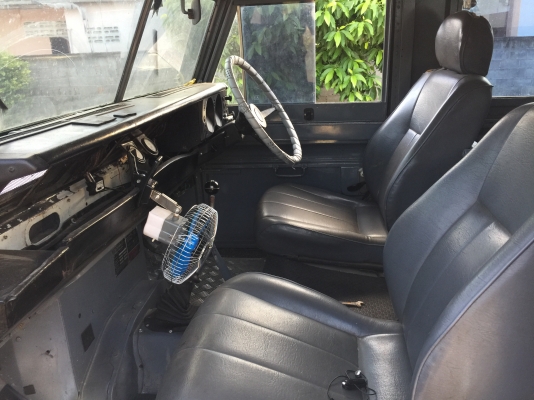 แลนด์ S3  เครื่องดีเซล 2.4  3ประตู