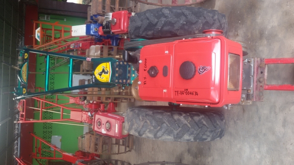 ขายดครื่องยันม่าร์115 กับโครงตรานก มีล่ออยางพร้อมไช้งานรถอยู่วังบัว คลองขลุง กำแพงเพชร  ราคา34000บาท    สนใจสอบุถามได้ที่081 3655997 อำพร  พาเจริญ  ราคาต่อรองได้อีกนะครับ