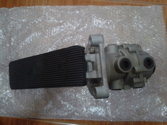 ตีนเหยียบ เบรคชิฟฟี่ ISUZU