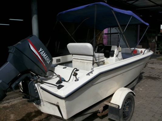 ขายเรือตกปลาโมลโต้ง 14 ฟุต เครื่องyamaha 60 ........  200,000 บาท