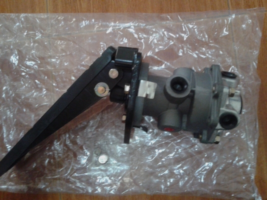 ตีนเหยียบเบรคชิฟฟี่ HINO