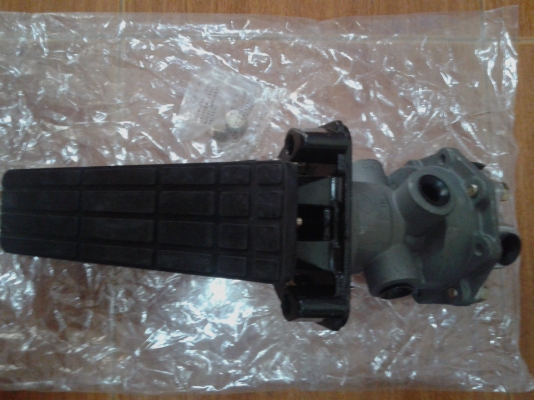 ตีนเหยียบเบรคชิฟฟี่ HINO