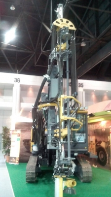 ขายรถเจาะระเบิดหิน ATLAS POWRROC T35 ราคา 13000000