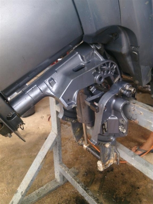 ยามาฮ่า 40แรงม้า Enduro หัวแตงโม สตาร์ทไฟฟ้า มีโช๊คแก๊สยกหาง หาง21นิ้ว ราคา 48000 บาท