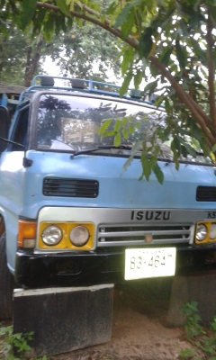 ขาย 6 ล้อ 110 แรง สภาพเดิม เครื่องดี สีดี ราคาต่อรองได้