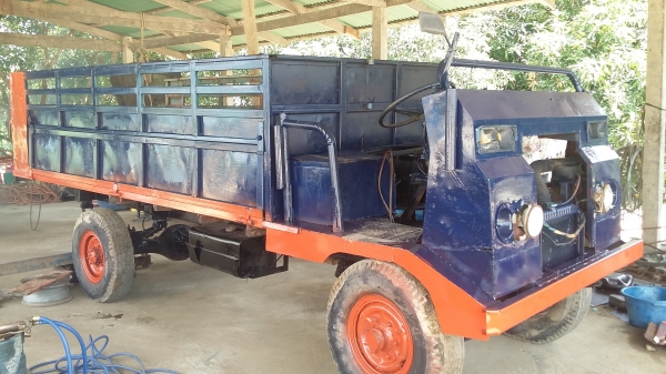 จัดส่งร้านเพื่อนวัสดุช่าง อ.พิชัยครับขายรถอีเเต๋น เครื่อง4สูบอีสุสุ เพลาลอย แหนบ2ชั้น คานหน้าใหญ่ พร้อมใช้งาน