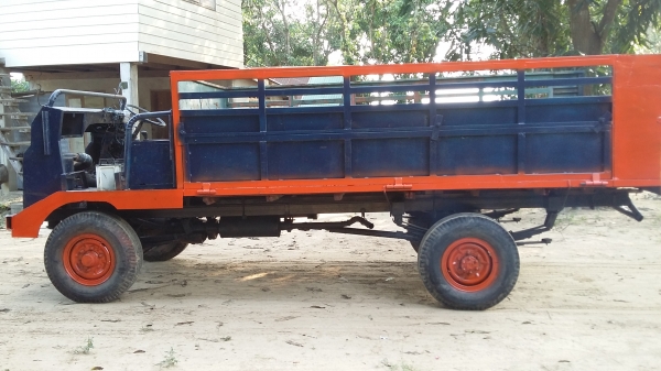 จัดส่งร้านเพื่อนวัสดุช่าง อ.พิชัยครับขายรถอีเเต๋น เครื่อง4สูบอีสุสุ เพลาลอย แหนบ2ชั้น คานหน้าใหญ่ พร้อมใช้งาน