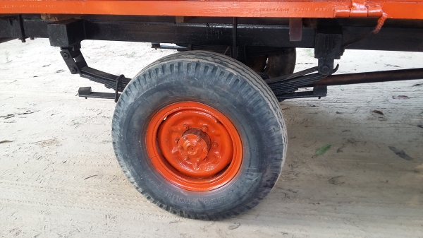 จัดส่งร้านเพื่อนวัสดุช่าง อ.พิชัยครับขายรถอีเเต๋น เครื่อง4สูบอีสุสุ เพลาลอย แหนบ2ชั้น คานหน้าใหญ่ พร้อมใช้งาน