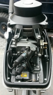 เรืออลูมิเนียม 12  ฟุตพร้อมเครื่อง SUZUKI  8  แรง