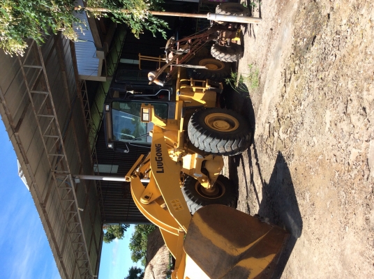 ขายรถตัก