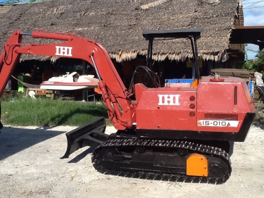 รถแบคโฮihi is-010a สภาพดีพร้อมใช้เพิ่งเข้าจากญี่ปุ่นทำสีใหม่เรียบร้อย