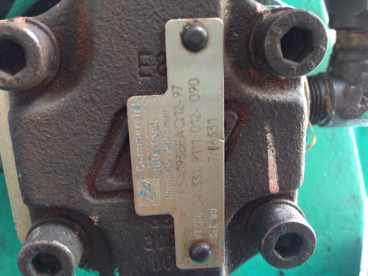 ขายปั้มน้ำมันไฮโดรลิค ขนาด 3HP. 380V พร้อมวาล์วคอนโทรล 110V สภาพสวย พร้อมใช้งาน (เหลือ 1 ตัวครับ) ขายปั้มน้ำมันไฮโดรลิค ขนาด 3HP. 380V พร้อมวาล์วคอนโทรล 110V สภาพสวย พร้อมใช้งาน (เหลือ 1 ตัวครับ)