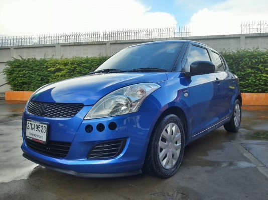ขายรถสภาพดีเยี่ยม SUZUKI SWIFT 1.2 AT ปี2013 ขายรถสภาพดีเยี่ยม SUZUKI SWIFT 1.2 AT ปี2013