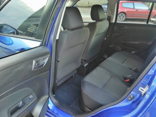 ขายรถสภาพดีเยี่ยม SUZUKI SWIFT 1.2 AT ปี2013 ขายรถสภาพดีเยี่ยม SUZUKI SWIFT 1.2 AT ปี2013