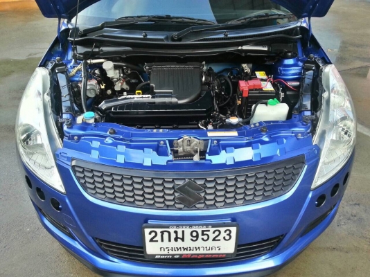 ขายรถสภาพดีเยี่ยม SUZUKI SWIFT 1.2 AT ปี2013 ขายรถสภาพดีเยี่ยม SUZUKI SWIFT 1.2 AT ปี2013