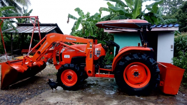 ขายรถไถคูโบต้า KUBOTA L4708SP (4WD)พร้อมบุ้งกี๋ ขายรถไถคูโบต้า KUBOTA L4708SP (4WD)พร้อมบุ้งกี๋