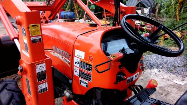 ขายรถไถคูโบต้า KUBOTA L4708SP (4WD)พร้อมบุ้งกี๋ ขายรถไถคูโบต้า KUBOTA L4708SP (4WD)พร้อมบุ้งกี๋