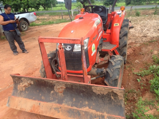 รถไถ KUBOTA L3608 (ราคา265,000บาท) สภาพพร้อมใช้งานรถสวยสภาพเดิมๆ พร้อมอุปกรณ์ 2 รายการ ผานดันหน้า ผา รถไถ KUBOTA L3608 (ราคา265,000บาท) สภาพพร้อมใช้งานรถสวยสภาพเดิมๆ พร้อมอุปกรณ์ 2 รายการ ผานดันหน้า ผา