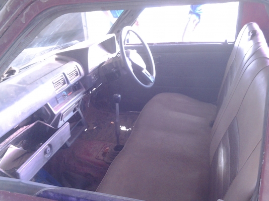 TOYOTA HERO 2.45 ไมล์2 หลุม ปี32 เล่มพร้อม ภาษี48 ชุดโอนหมดอายุ เครื่องแน่น แต่วาลวดัง เกียรได้ 2 4 ถอย