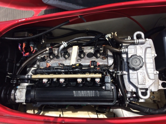 เรือเจ็ตสกี YAMAHA WaveRunner VX DELUXE ปี 2012 สภาพเดิมๆจากอเมริกา นำเข้าจากประเทศสหรัฐอเมริกา รัฐฟลอริดา