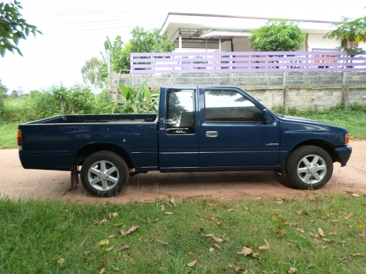 ขายรถกระบะมังกรทอง ISUZU TFR SPACECAB ปี36 พวงมาลัยพาเวอร์ เครื่องดีรถเดิมบางทั้งคันสีเดิม เครื่องนิ่งมากครับประหยัดน้ำมันสุดๆ ช่วงล่างแน่นปึกครัชชีเดิมสวยไม่มีผุ เอกสารพร้อมโอน+ภาษีพรบเต็ม59 สีน้ำเงิน แอร์เย็นจัด+ชีดี+ล้อแม๊กยางดี4เส้น รถสภาพพร้อมใช้งานค