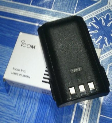 แบตเตอรี่ วิทยุ icom IC 30FX 7.4V เป็นของใหม่ ใช้ได้ทั้งเครื่องดำและแดง