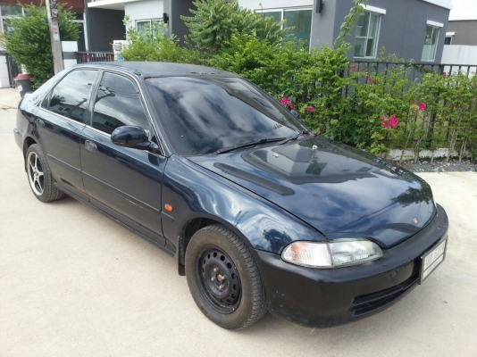 ขายเตารีด เครื่องVTEC หัวฉีด1.6 เกียร์ออโต้ รถพร้อมใช้