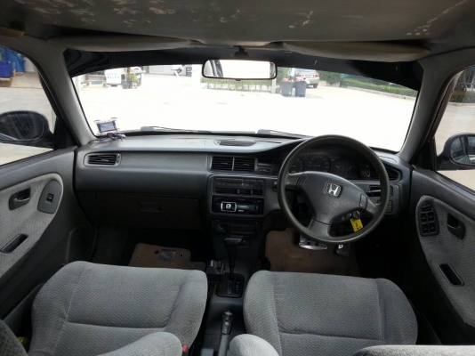 ขายเตารีด เครื่องVTEC หัวฉีด1.6 เกียร์ออโต้ รถพร้อมใช้