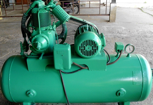 ขายปั๊มลมChampion USA 5แรงไฟ 380v