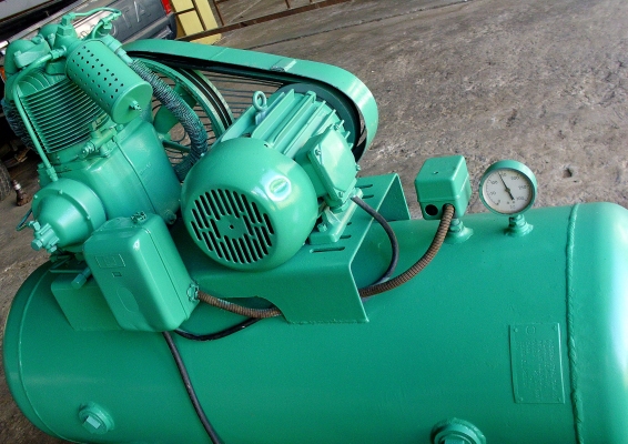 ขายปั๊มลมChampion USA 5แรงไฟ 380v