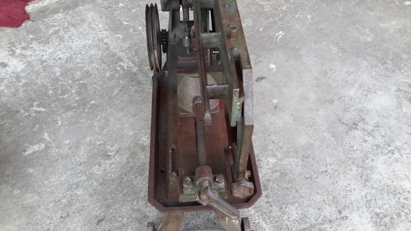 เครื่องตัดเหล็ก HERO 16" พร้อมใช้งาน