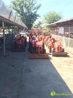 รถแทรกเตอร์ ตามสภาพ