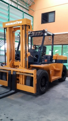 ขาย โฟล์คลิฟท์ komatsu-5 เครื่องดีเซล ขนาด10ตัน