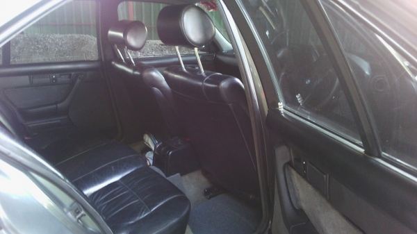 Bmw525ปี90เกียออโต เครื่องToyota2Jใช้น้ำมัน+แก๊ส75000