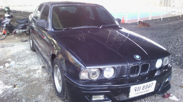 Bmw525ปี90เกียออโต เครื่องToyota2Jใช้น้ำมัน+แก๊ส75000