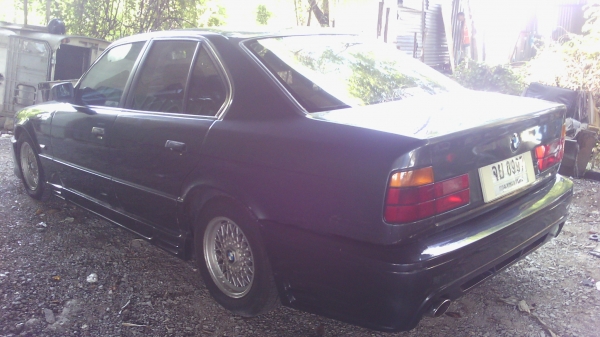 Bmw525ปี90เกียออโต เครื่องToyota2Jใช้น้ำมัน+แก๊ส75000