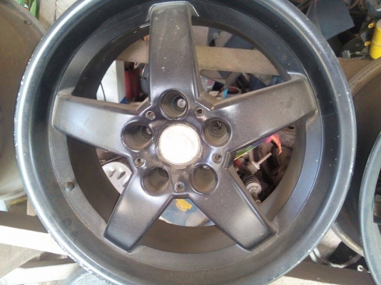 ขายล้อแม็ก BMW  17x8  นิ้วสภาพดี ไม่คด ไม่ดุ้ง จัดส่งทั่วไทย