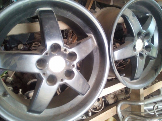 ขายล้อแม็ก BMW  17x8  นิ้วสภาพดี ไม่คด ไม่ดุ้ง จัดส่งทั่วไทย