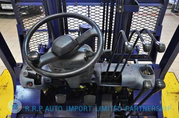 ขายรถโฟล์คลิฟท์มือสอง KOMATSU รุ่น FD35W7  ราคา 470,000 บาท นำเข้าจากประเทศญี่ปุ่น 100\% ไม่เคยใช้งานในประเทศไทย