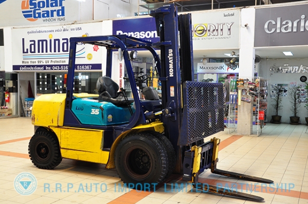 ขายรถโฟล์คลิฟท์มือสอง KOMATSU รุ่น FD35W7  ราคา 470,000 บาท นำเข้าจากประเทศญี่ปุ่น 100\% ไม่เคยใช้งานในประเทศไทย