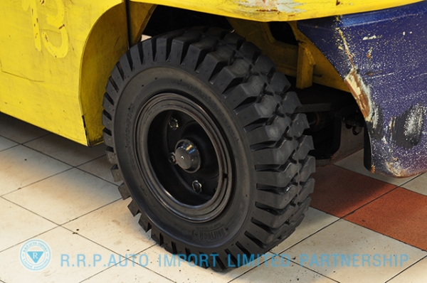 ขายรถโฟล์คลิฟท์มือสอง KOMATSU รุ่น FD35W7  ราคา 470,000 บาท นำเข้าจากประเทศญี่ปุ่น 100\% ไม่เคยใช้งานในประเทศไทย