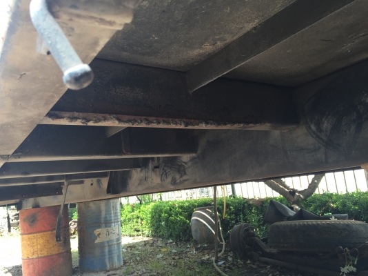 ฝากขายกระบะเหล็กคอกสูง สภาพสวย กว้าง 2.45เมตร ยาว 6.20เมตร ไม่ผุ ไม่สนิม