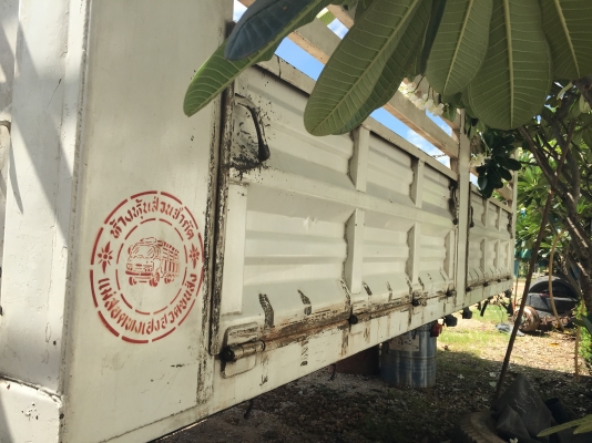 ฝากขายกระบะเหล็กคอกสูง สภาพสวย กว้าง 2.45เมตร ยาว 6.20เมตร ไม่ผุ ไม่สนิม