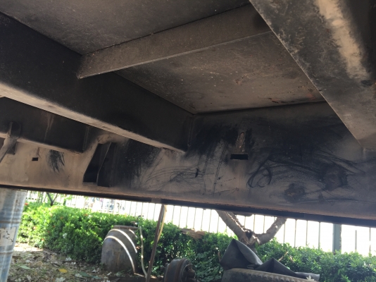 ฝากขายกระบะเหล็กคอกสูง สภาพสวย กว้าง 2.45เมตร ยาว 6.20เมตร ไม่ผุ ไม่สนิม