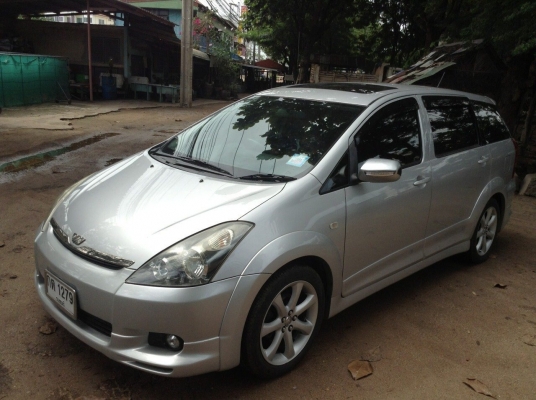 TOYOTA WISH ปี05 ตัวTOP ติดแก๊สถังโดนัท รถสวย พร้อมใช้งาน ขาย 330,000 บาท( ศุภากร 081-1903107 , 081-4252943)